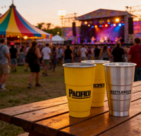 Vasos de aluminio para cerveza utilizados en festivales Vasos de aluminio para cerveza utilizados en festivales